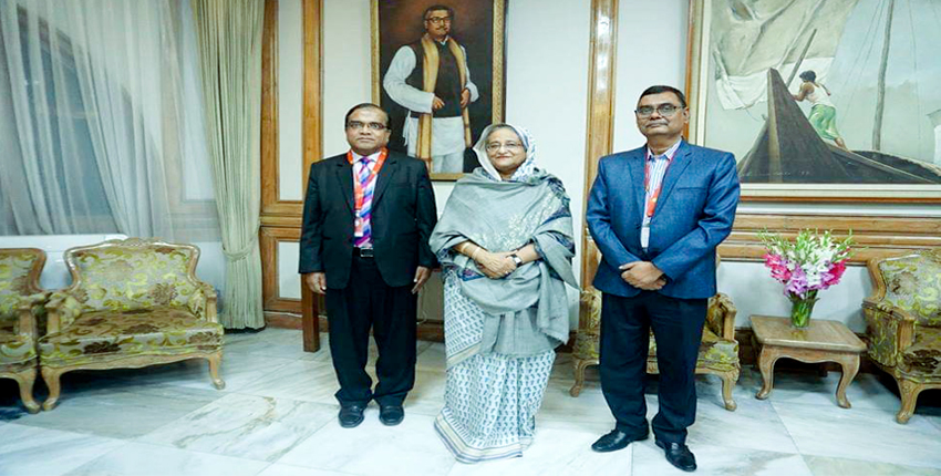 CUET VC Met with Honorable Prime Minister Sheikh Hasina, MP yesterday at the Gono Bhaban.